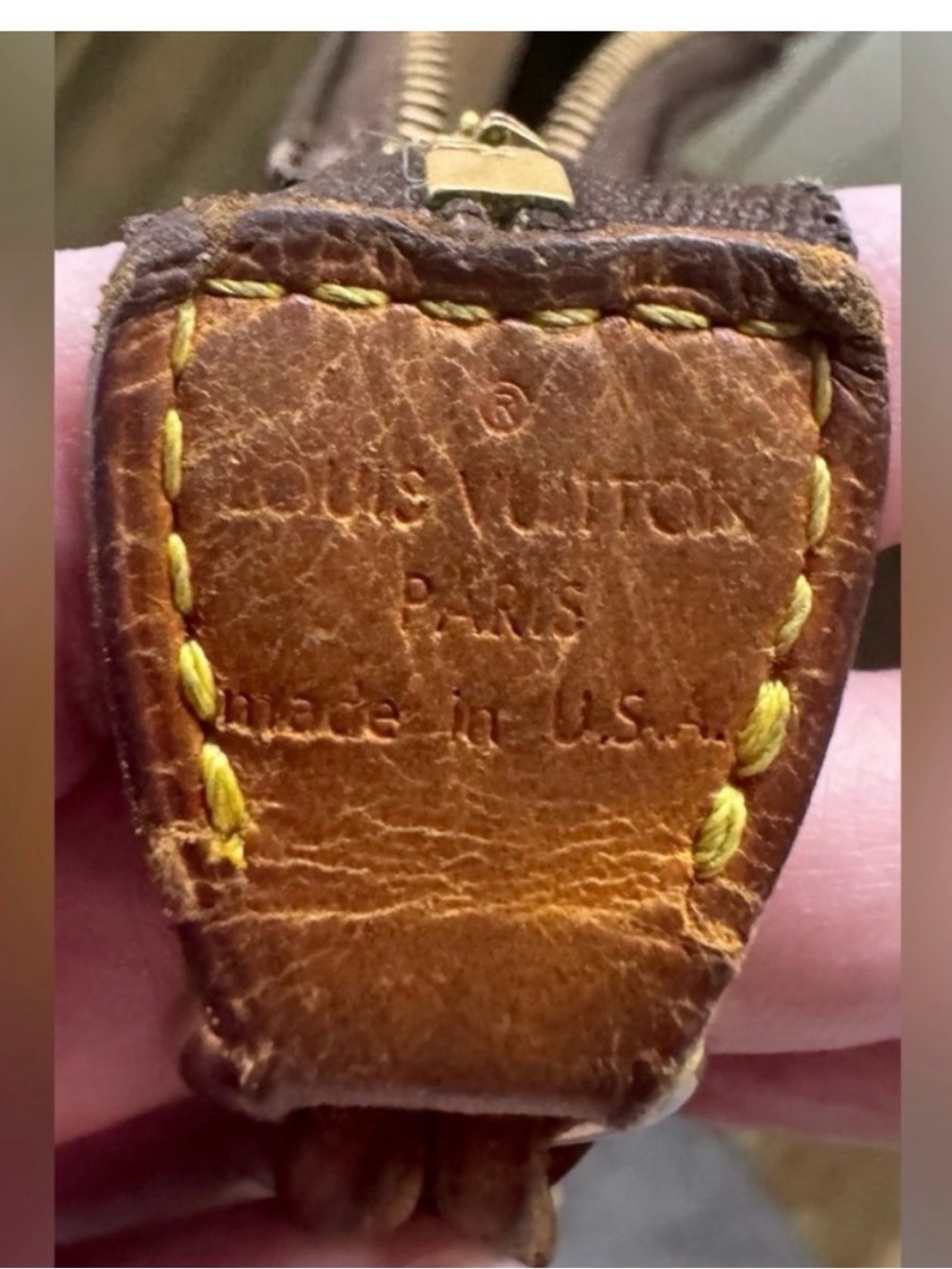 Authentic LV Monogram
Pochette - Picture 9 of 13
